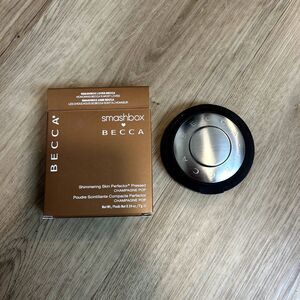 New Smashbox X Becca Shimmering Skin Perfector Pressed Champagne Pop Highlighter